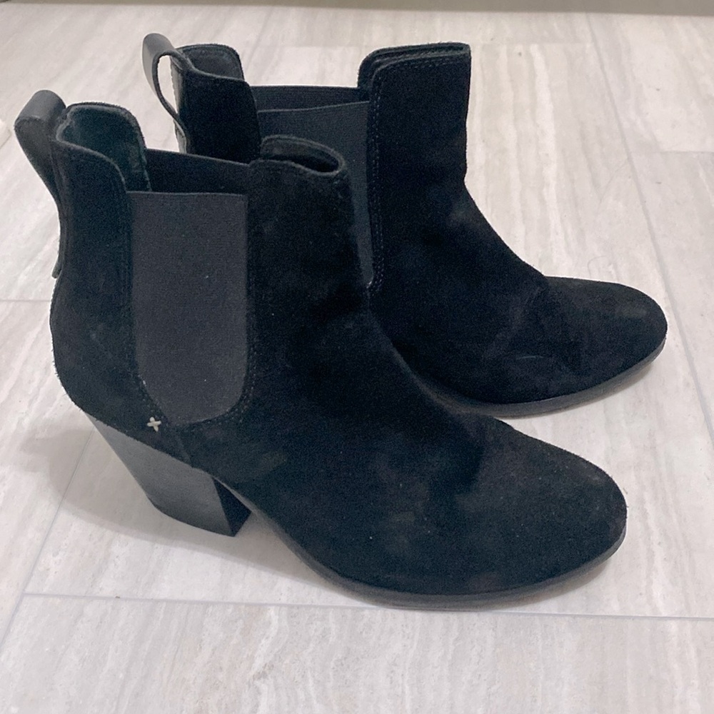 Rag & Bone Devon Black Suede Leather Ankle Bootie. No box